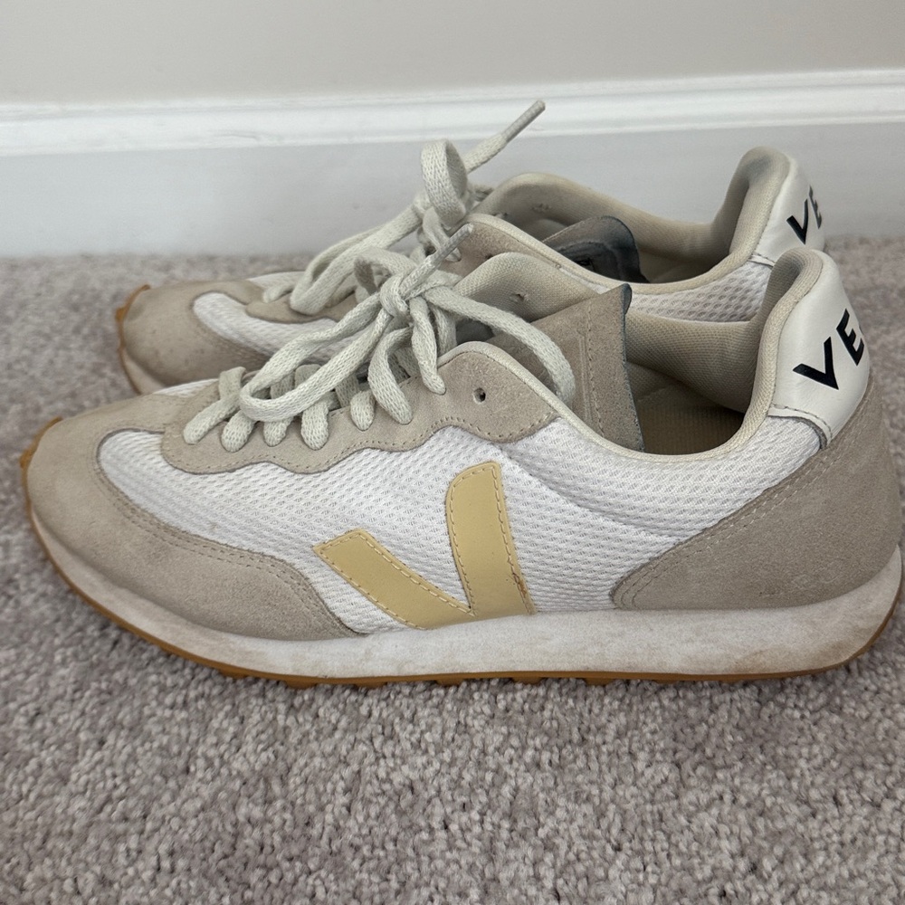 Veja Women’s Size 8 - White and Tan Sneakers